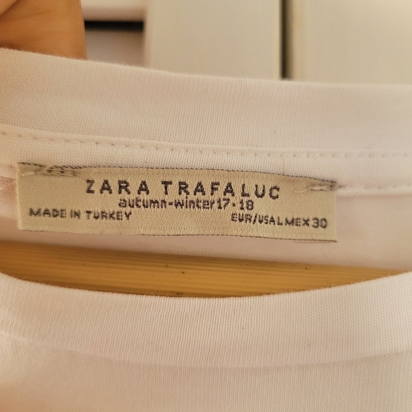 𝅺ZARA White With Rainbow Knit Hem Crew-neck Short-sleeves Cotton T-shirt Size L - Picture 4 of 9